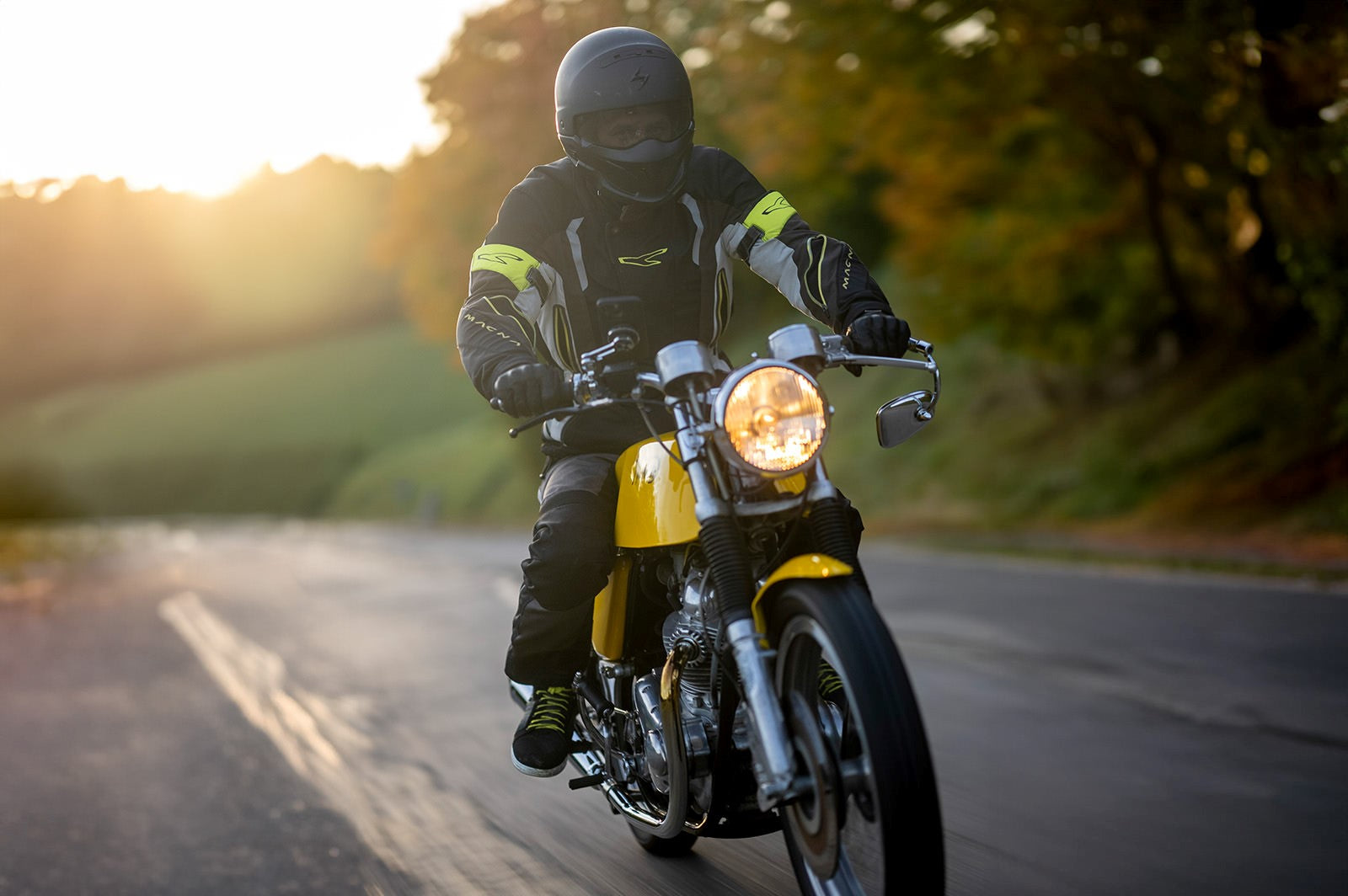 Essential Autumn Tips for Motorcycling Enthusiasts